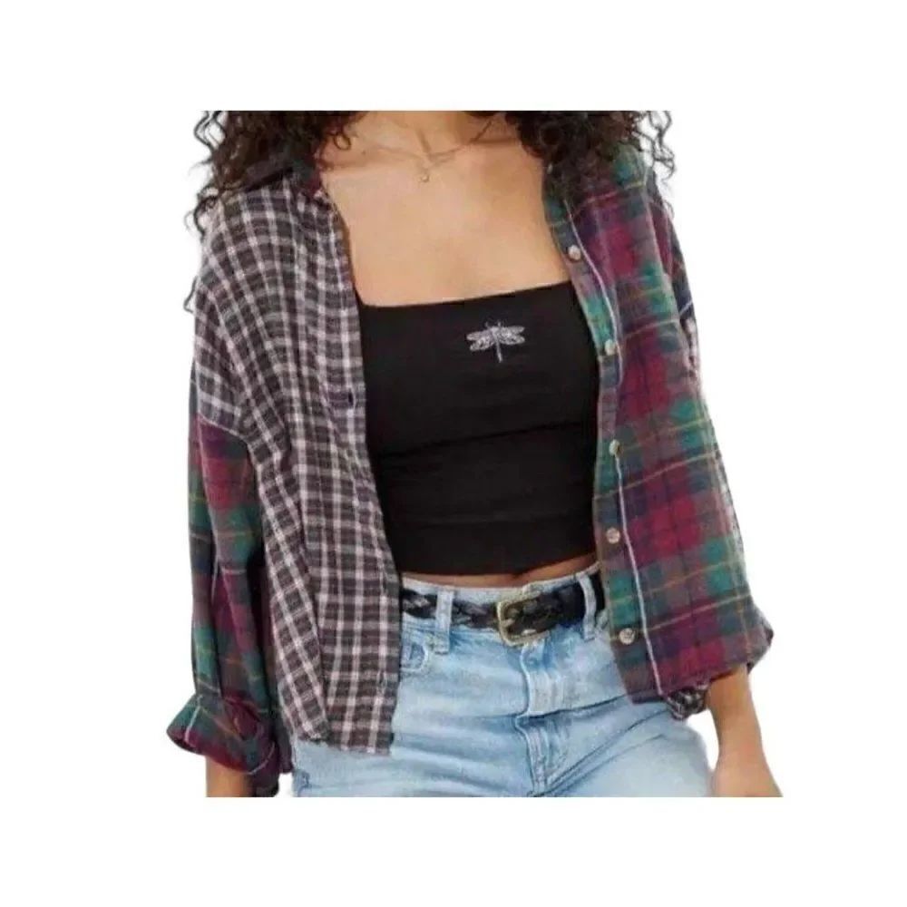 American Eagle Button Down Crop Shirt